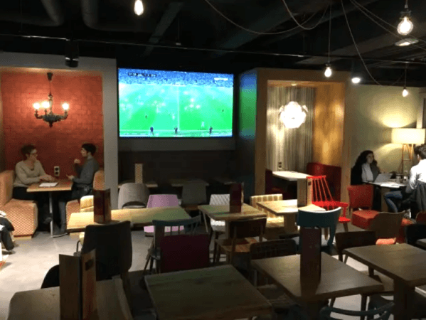 Best Sports Bars in Paris - L'Agité de La Gaité - Mercure Gare Montparnasse