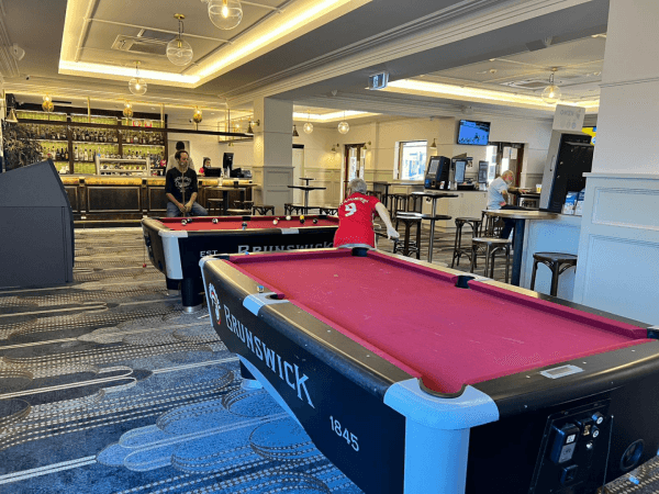 Best Sports Bars in Canterbury - Canterbury Hotel