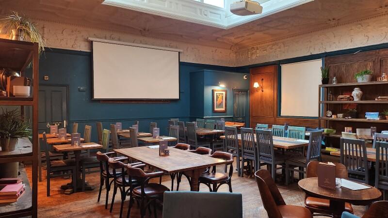Best Sports Bars in Fulham - Durell Arms