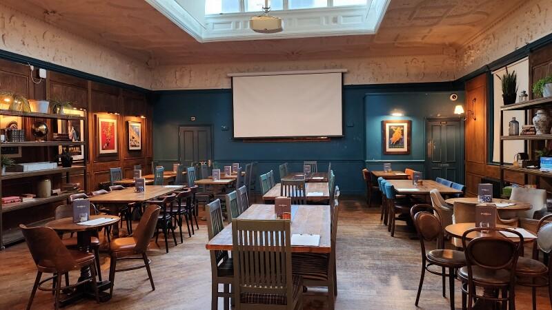 Best Sports Bars in Fulham - Durell Arms