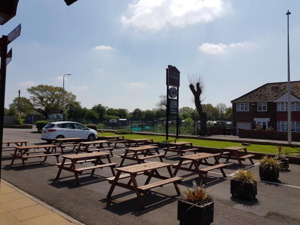 Best Sports Bars in Grimsby - Cricketers Grimsby