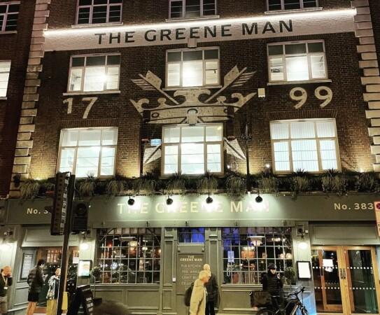 Best Sports Bars in London - Greene Man