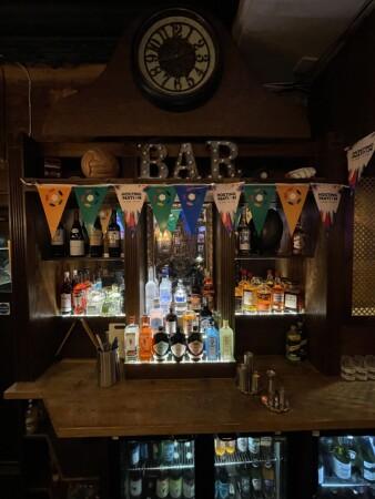 Best Sports Bars in London - The Paxtons Head