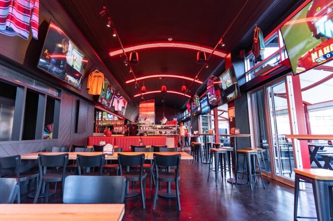 Best Sports Bars in Moore Park - Winghaus - Entertainment Quarter