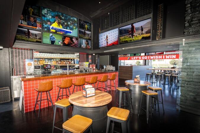 Best Sports Bars in Moore Park - Winghaus - Entertainment Quarter