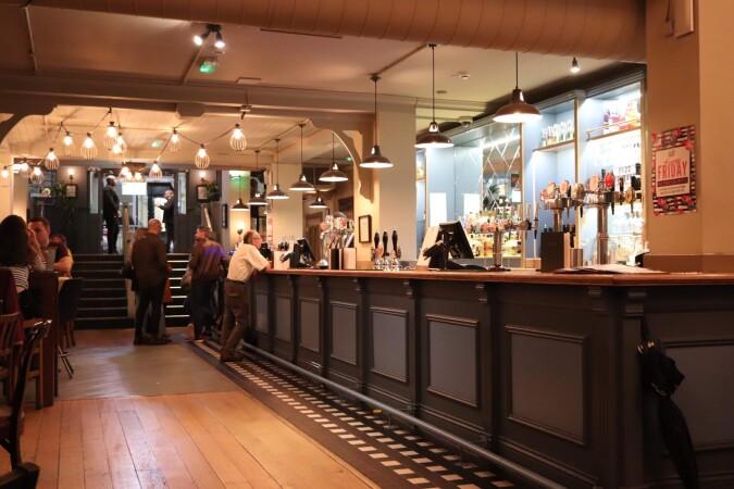 Best Sports Bars in Clapham - Goat