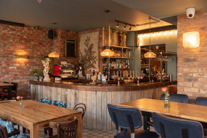 Best Sports Bars in Clapham - The Perky Nel