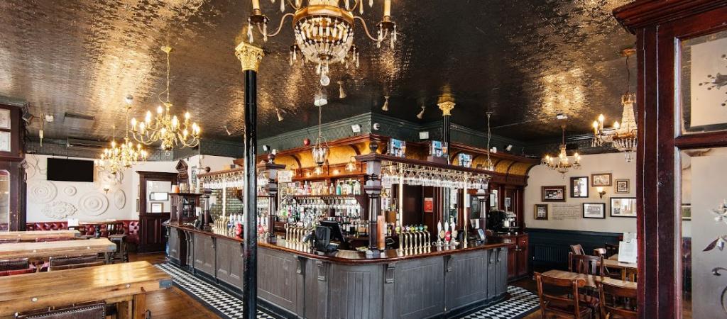 Best Sports Bars in LONDON - York