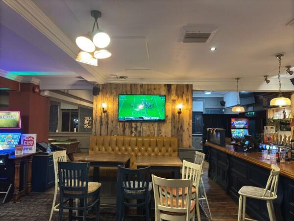 Best Sports Bars in Northampton - Whitehills (Northampton)