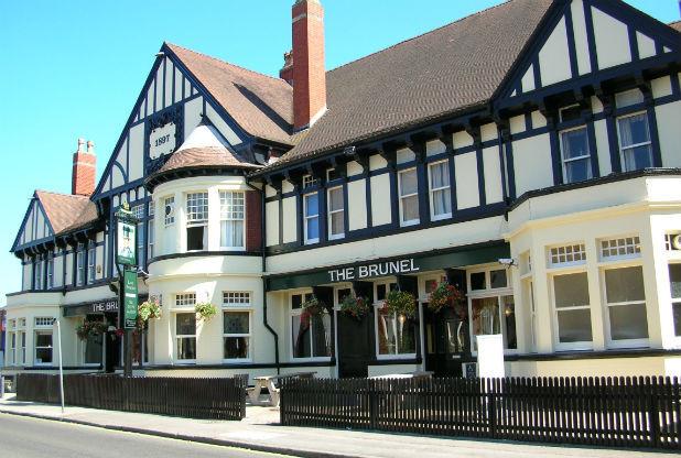 Best Sports Bars in Bristol - Brunel (Bedminster)