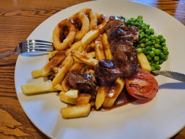 Best Sports Bars in Watford - Estcourt Tavern (Watford)