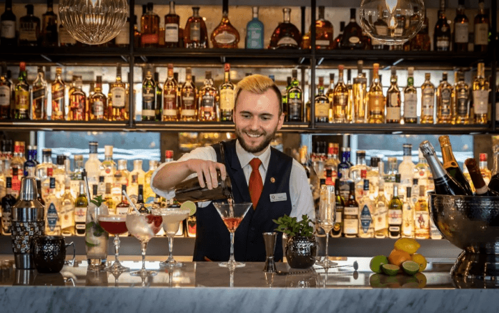 Best Sports Bars in London - Globe Bar at Clayton Hotel Chiswick
