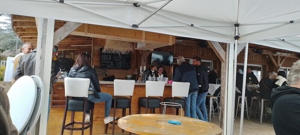 Best Sports Bars in CHARAVINES - Les voiles