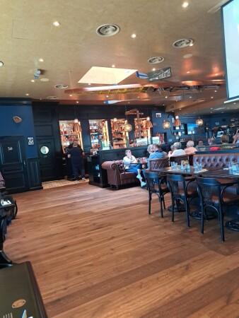 Best Sports Bars in Bourg-en-Bresse - Au Bureau Bourg-en-Bresse