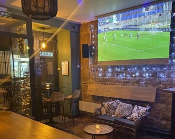 Best Sports Bars in Paris - 219StMaur