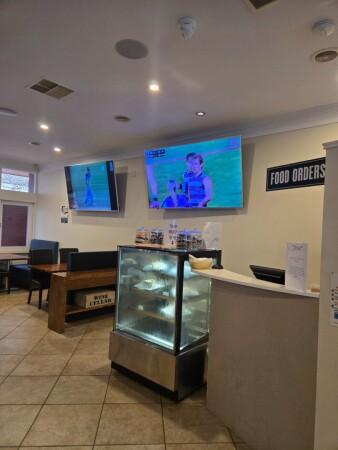 Best Sports Bars in Wattle Grove - Grove Bar and Grill