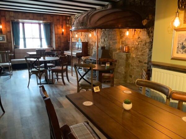 Best Sports Bars in Cornwall - Copper House Inn