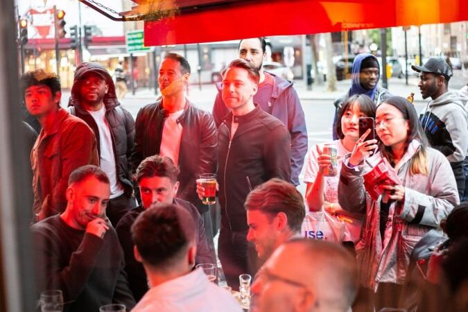 Best Sports Bars in London - Bar Kick