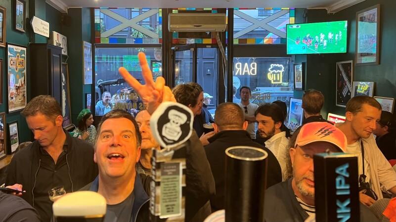 Best Sports Bars in Paris - The Pub